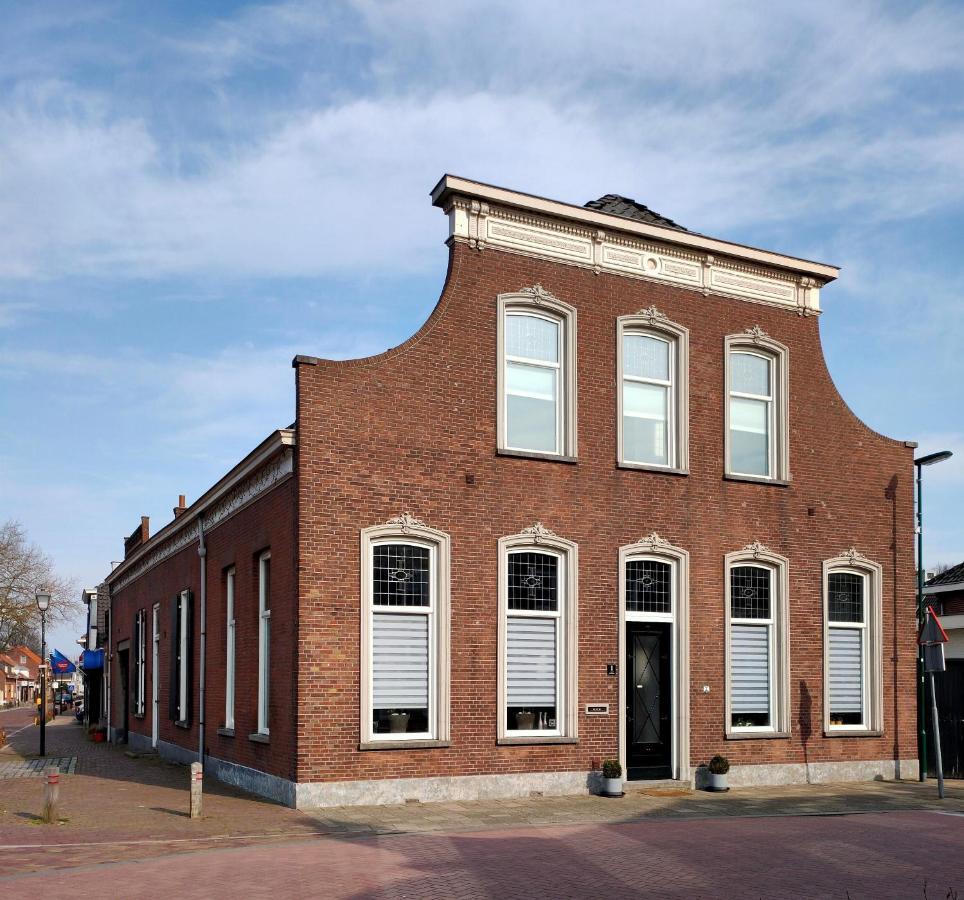Familie- En Groepsverblijf Het Voorhuis Couette-café Loon op Zand